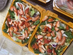 Strawberry Spinach Salad
